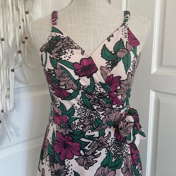 Candie's | Y2K: Multicolored Pink Flirty Floral Strap Wrap Romper Dress, Size M - Picture 4 of 14